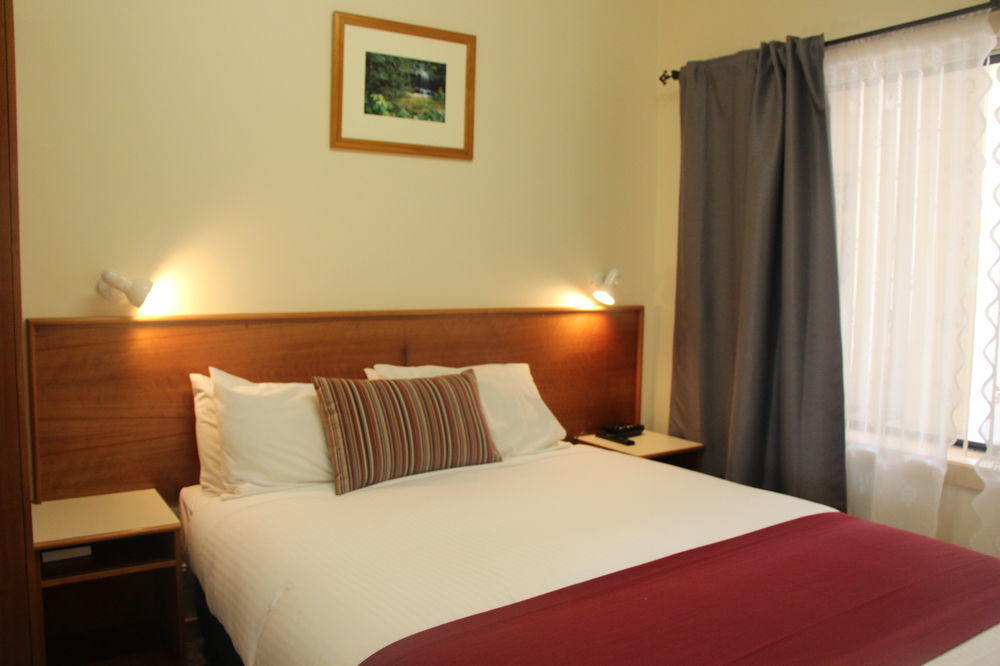 The Pioneer Way Motel Springwood Eksteriør bilde